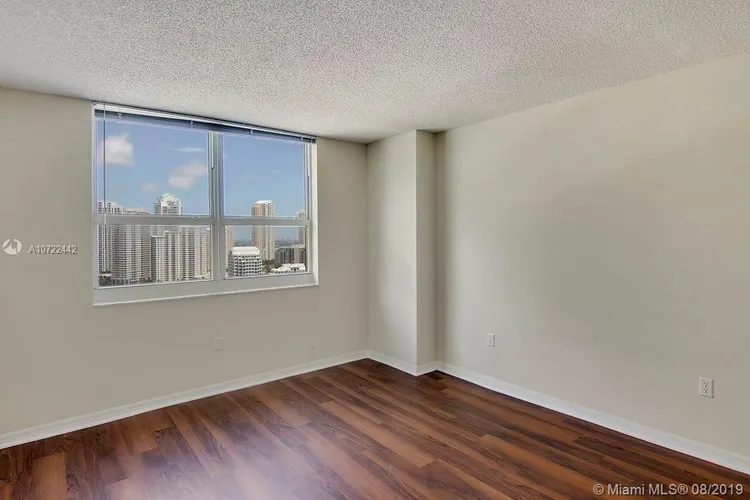 Yacht Club at Brickell #2604 image #15