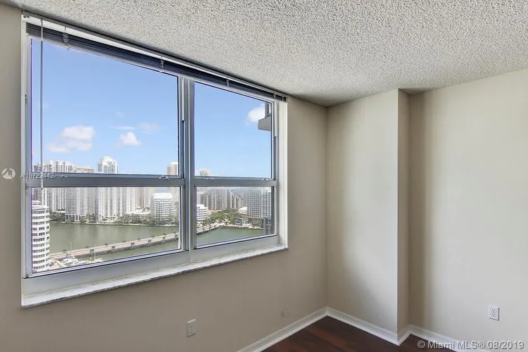 Yacht Club at Brickell #2604 image #18