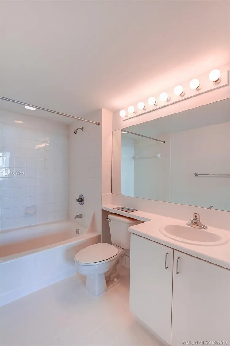 Yacht Club at Brickell #710 image #19