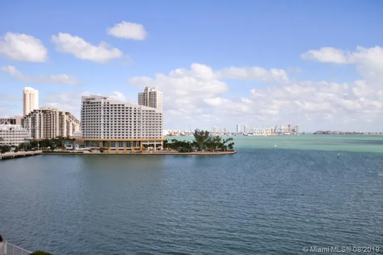 Yacht Club at Brickell #710 image #32