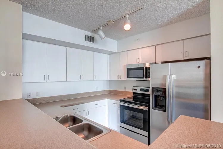 Yacht Club at Brickell #710 image #6