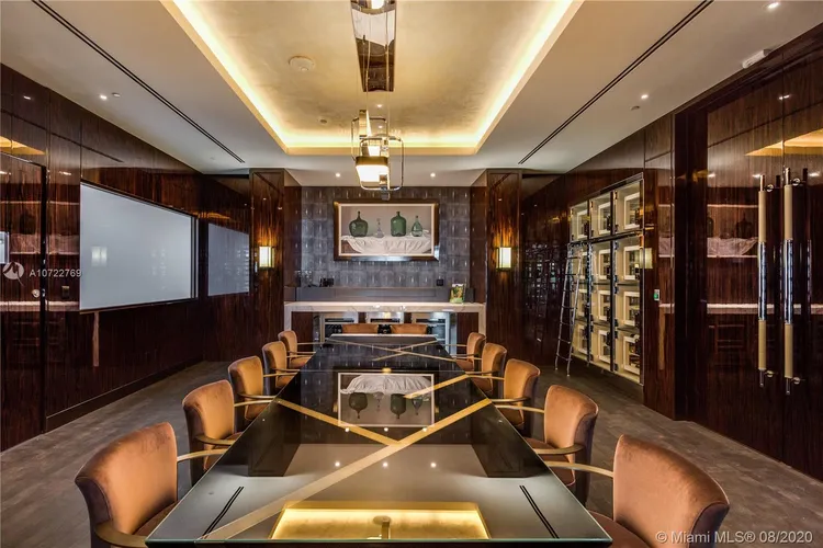 Fendi Chateau Residences #403 image #26
