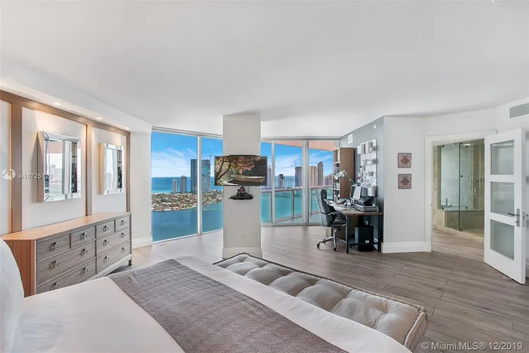 Hidden Bay #3800 image #15