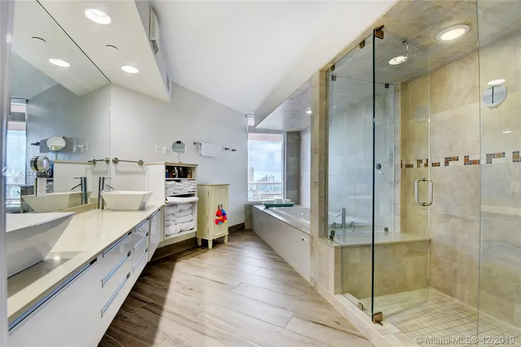 Hidden Bay #3800 image #18