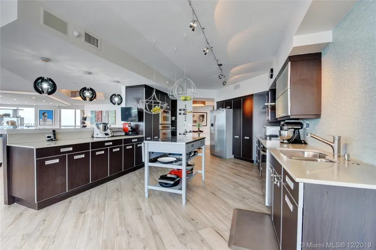 Hidden Bay #3800 image #6