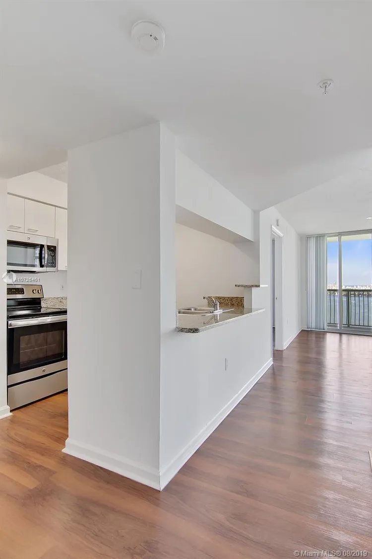 Bay Parc #21B image #18