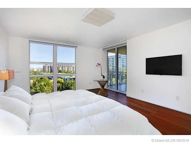 Grand Bay Residences #603 image #16