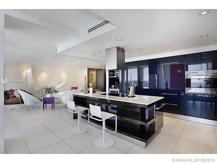 Grand Bay Residences #603 image #6