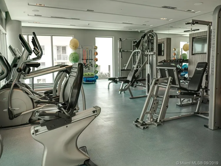 Le Parc at Brickell #401 image #21