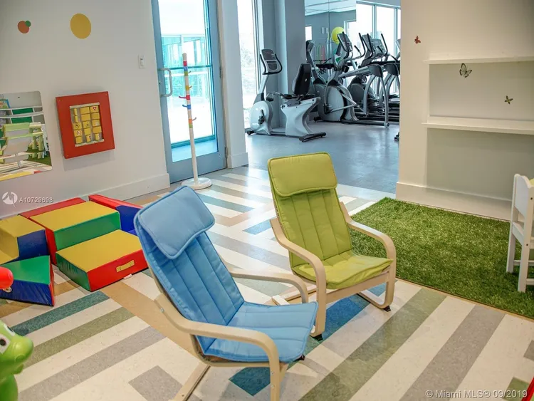 Le Parc at Brickell #401 image #23