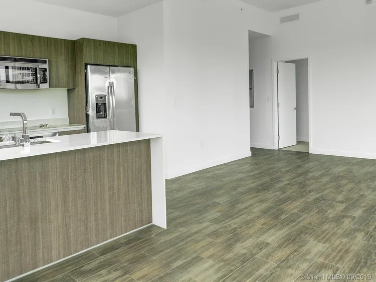 Le Parc at Brickell #401 image #7