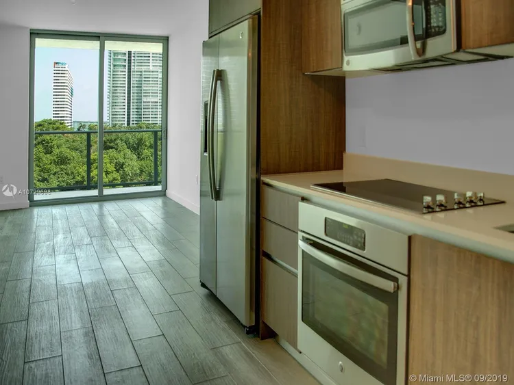 Le Parc at Brickell #401 image #8