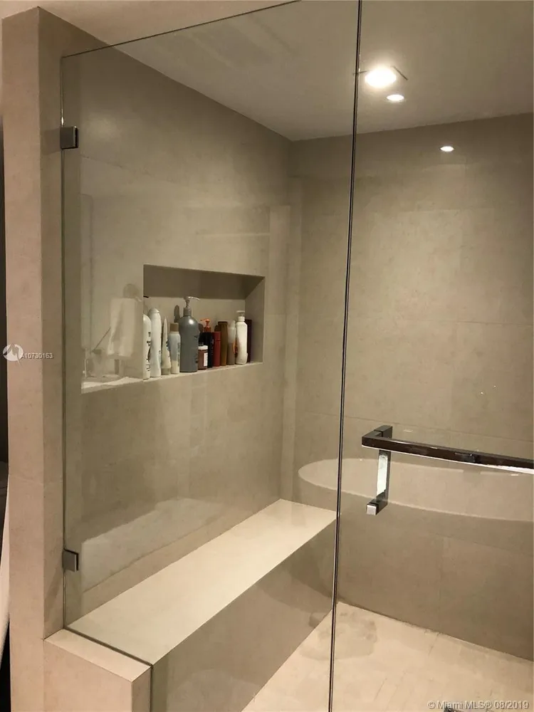 Jockey Club III #1558 image #15