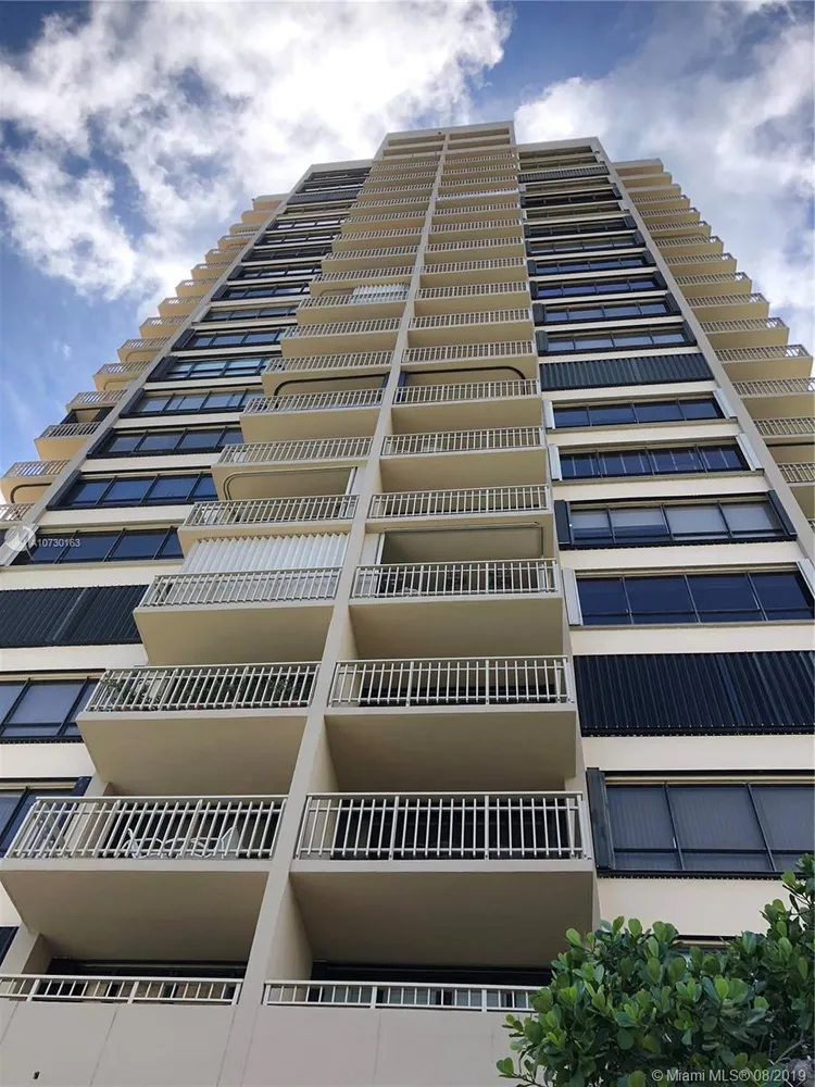 Jockey Club III #1558 image #18