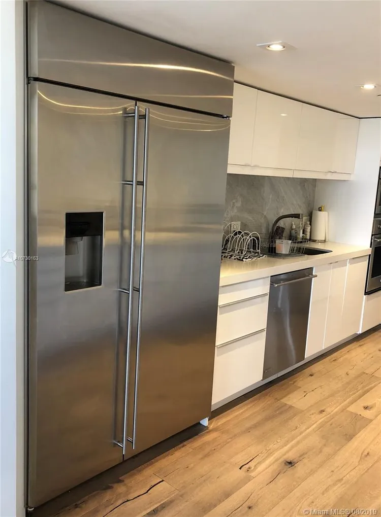 Jockey Club III #1558 image #6