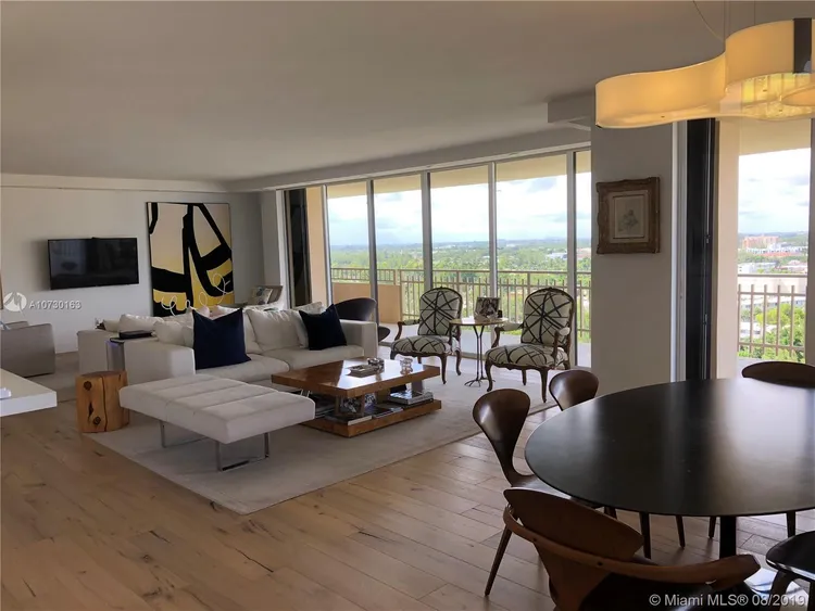 Jockey Club III #1558 image #7