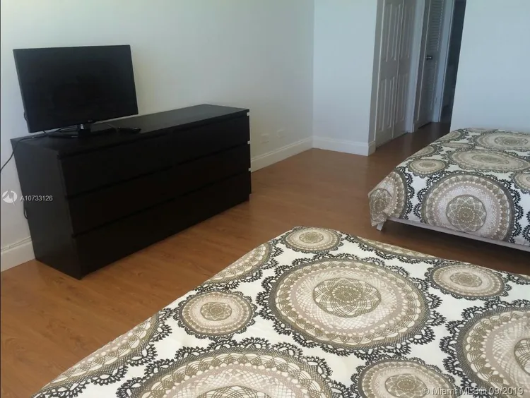 Pavilion #1103 image #9