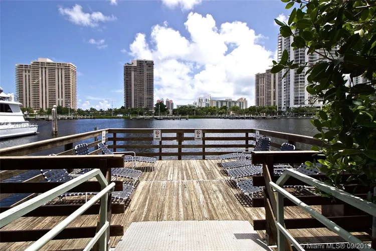 The Yacht Club at Aventura #5-208 image #13