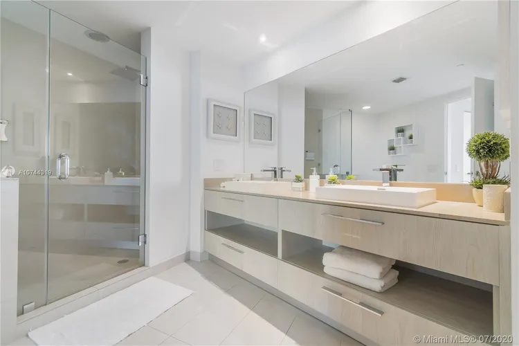 Hyde Resorts & Residences #2701 image #13