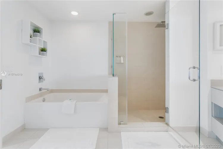 Hyde Resorts & Residences #2701 image #14