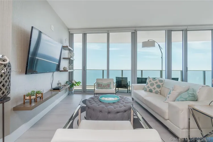 Hyde Resorts & Residences #2701 image #20