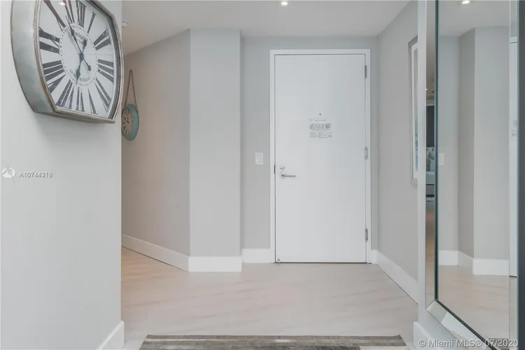 Hyde Resorts & Residences #2701 image #23