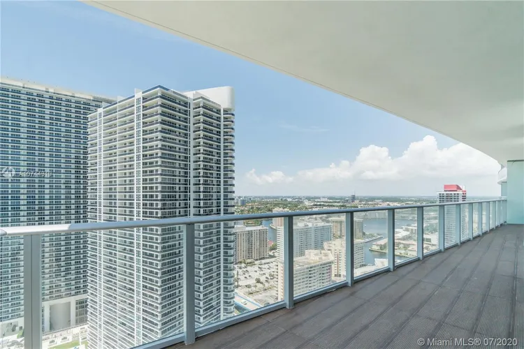 Hyde Resorts & Residences #2701 image #27