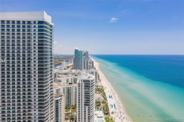 Hyde Resorts & Residences #2701 image #32