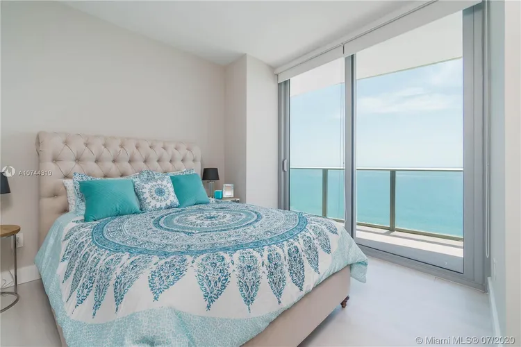 Hyde Resorts & Residences #2701 image #6