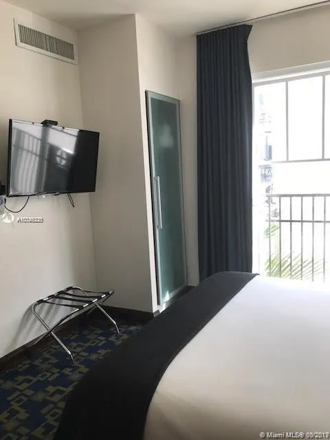 Congress Hotel - Strand Condo #D206 image #12