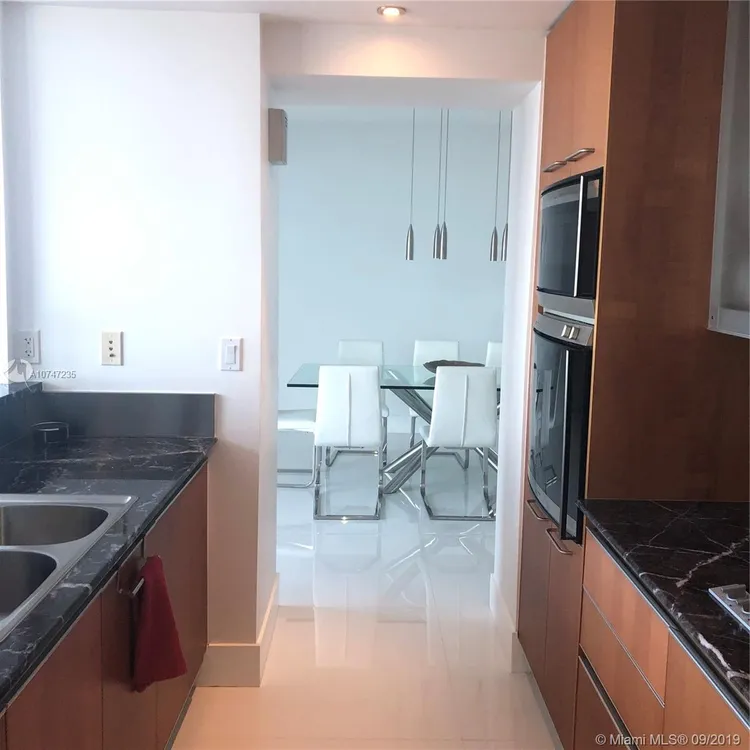 Bentley Bay #2201 image #22