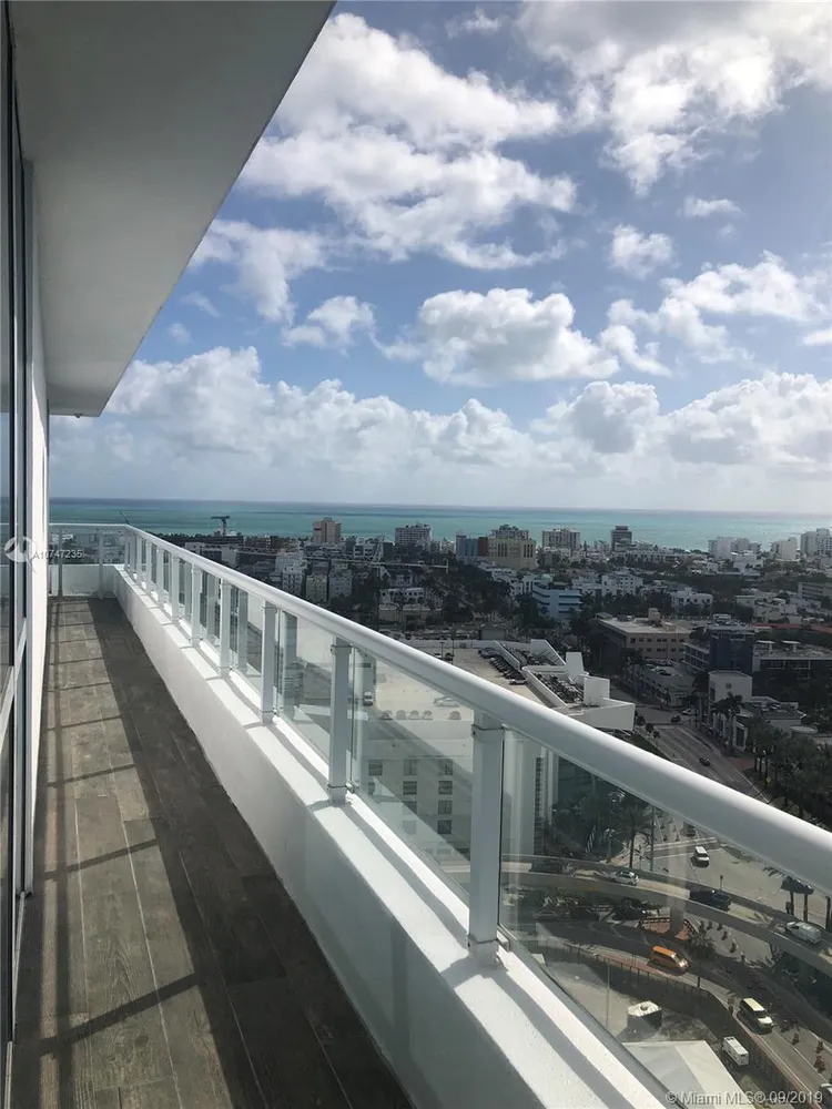 Bentley Bay #2201 image #26