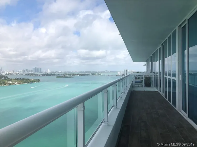 Bentley Bay #2201 image #30