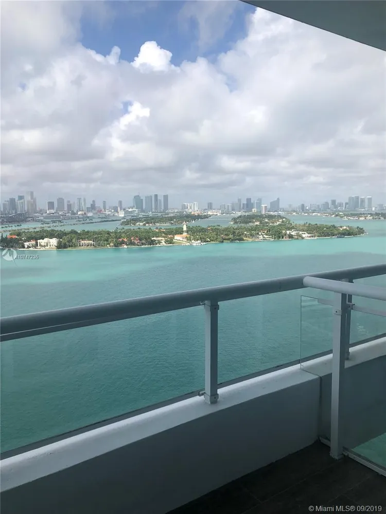 Bentley Bay #2201 image #33