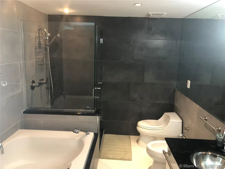 Bentley Bay #2201 image #36