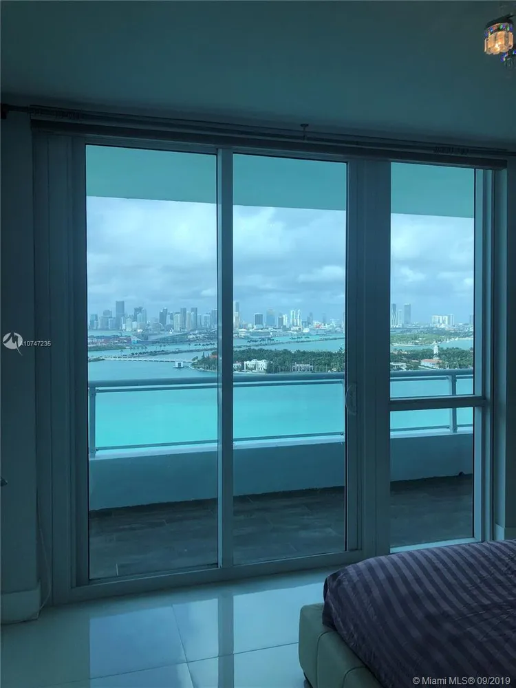 Bentley Bay #2201 image #45