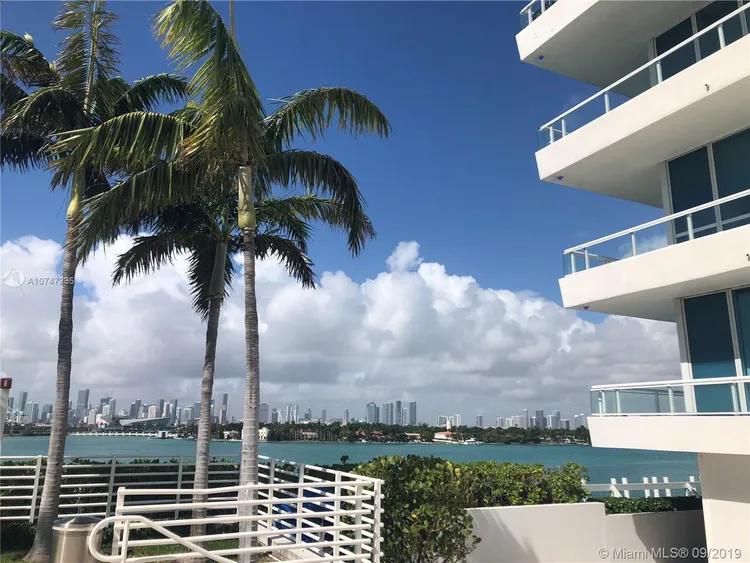 Bentley Bay #2201 image #52