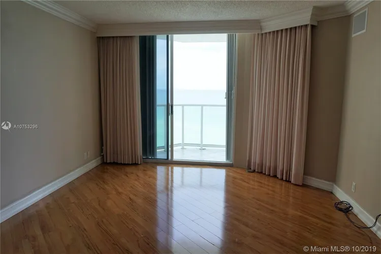 Oceania III #1735 image #15