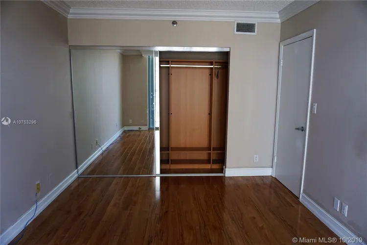 Oceania III #1735 image #19