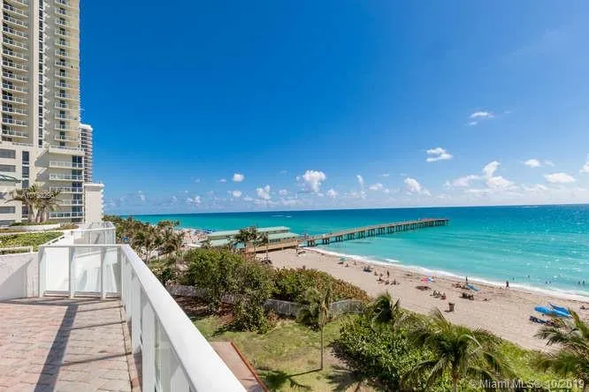 Oceania III #1735 image #28