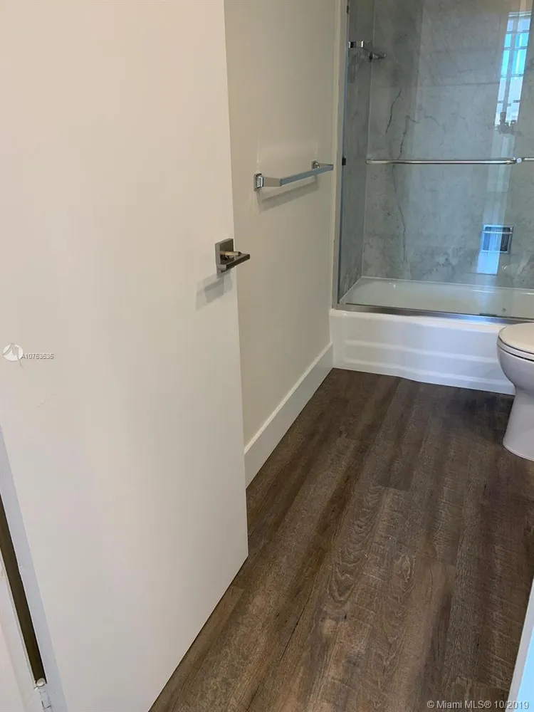 Brickell Bay Tower #1401 image #9