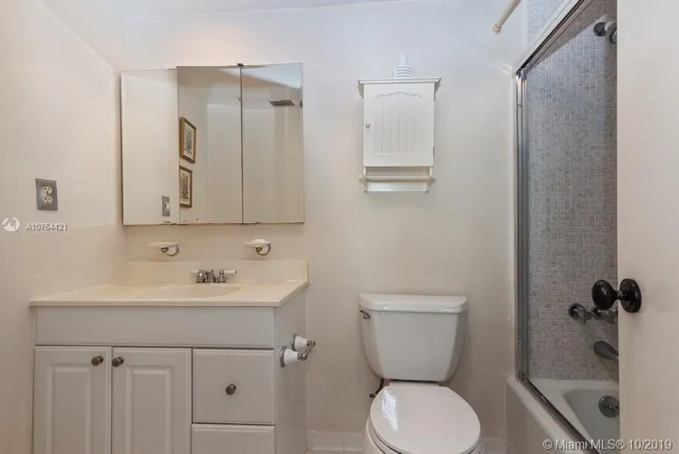 Gables Waterway Towers #1220 image #11