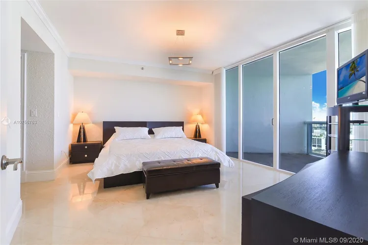 Ocean Four #2402 image #11