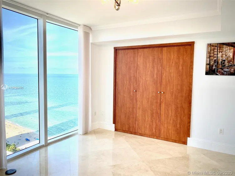 Ocean Four #2402 image #15