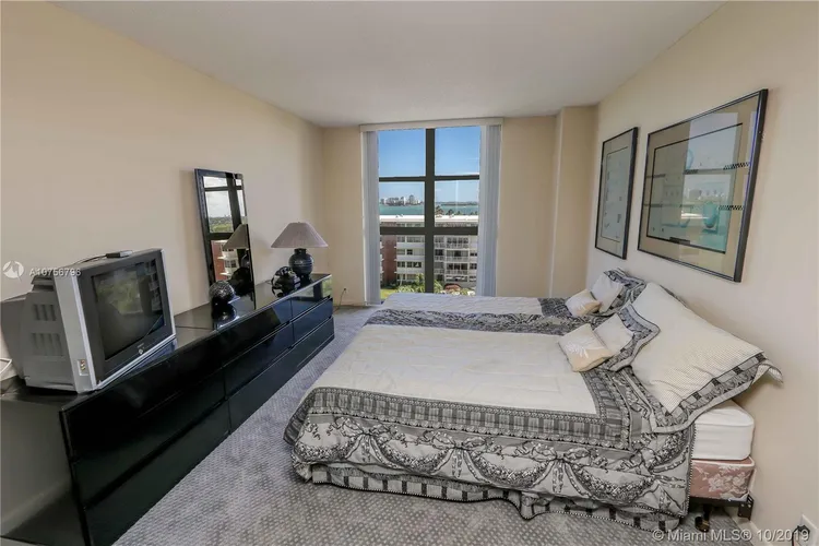 Towers of Quayside Condo #4 #706 image #19