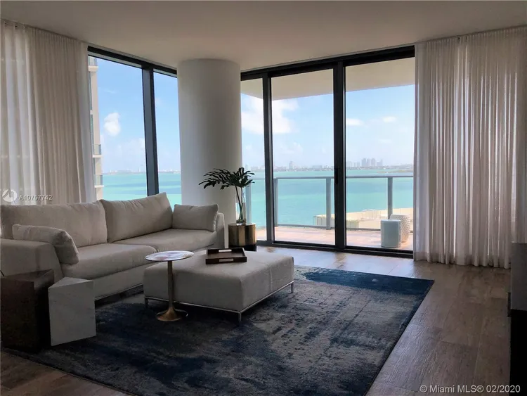 Paraiso Bay #607 image #10