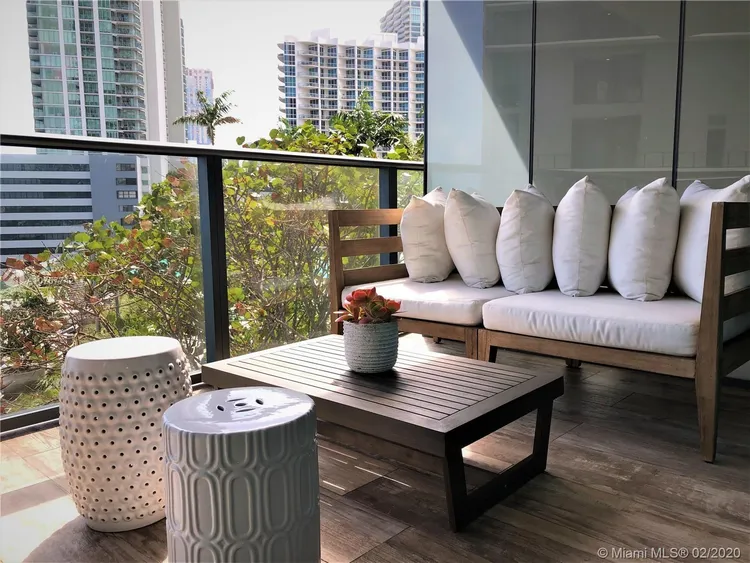 Paraiso Bay #607 image #16