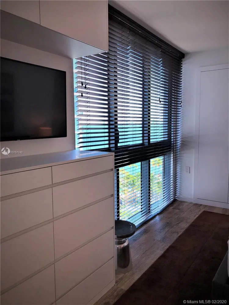 Paraiso Bay #607 image #22