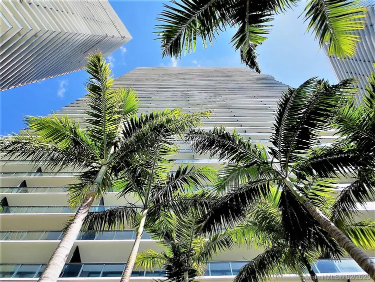 Paraiso Bay #607 image #25