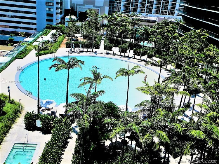 Paraiso Bay #607 image #26